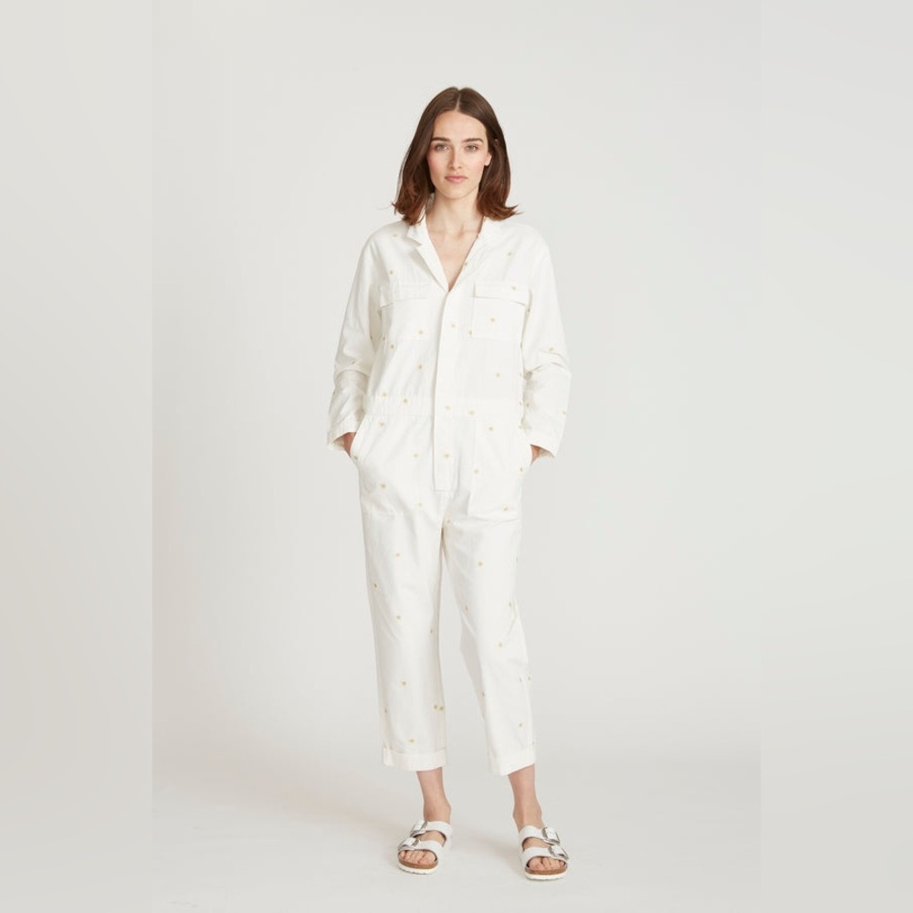 Driftwood Carly Jumpsuit in White Dizzy Daisy Print - Picture 2 of 16